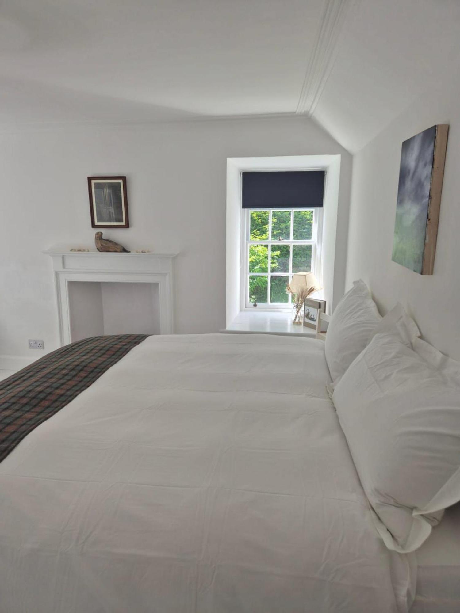Mackinnon Cottage - 3 Bedroom Cottage Broadford (Isle of Skye) Exterior photo